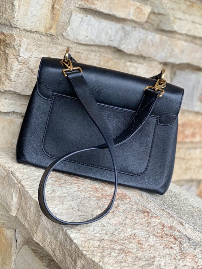 Louis Vuitton Very One Handle - Image 2