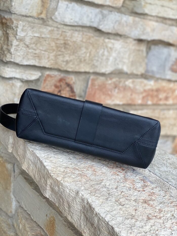 Louis Vuitton Very One Handle - Image 3
