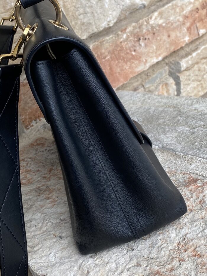 Louis Vuitton Very One Handle - Image 7