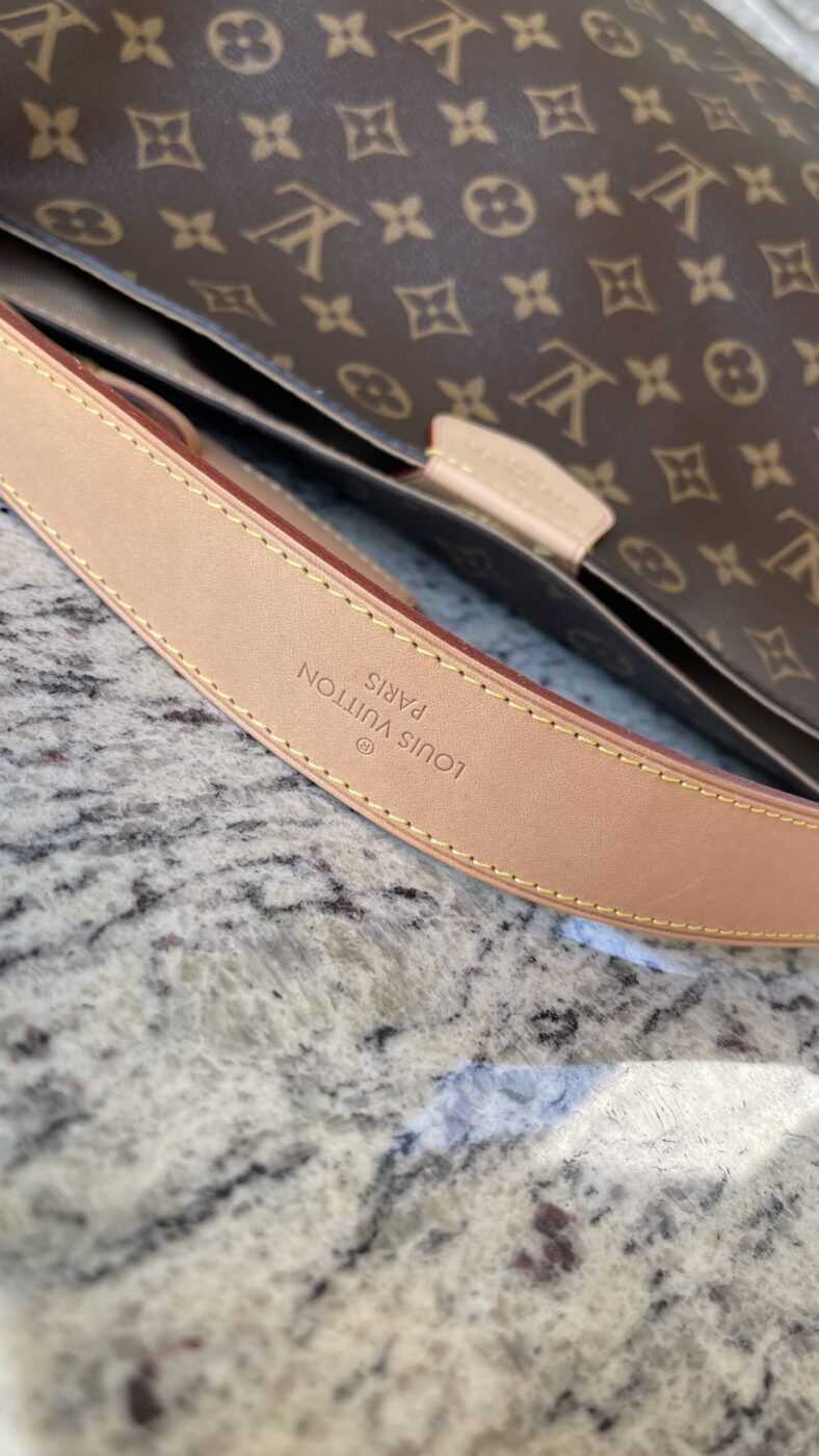 Louis Vuitton Graceful MM Monogram - Image 12