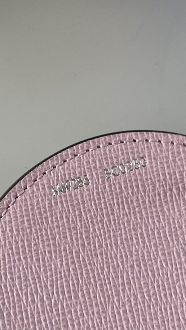 Louis Vuitton Escale Capri Charm - Image 5