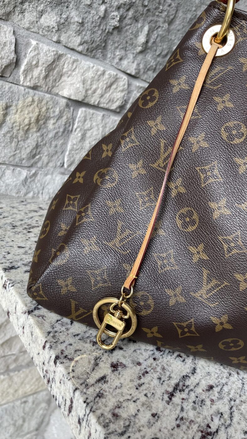 Louis Vuitton Artsy MM Monogram - Image 2