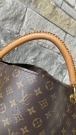Louis Vuitton Artsy MM Monogram - Image 4