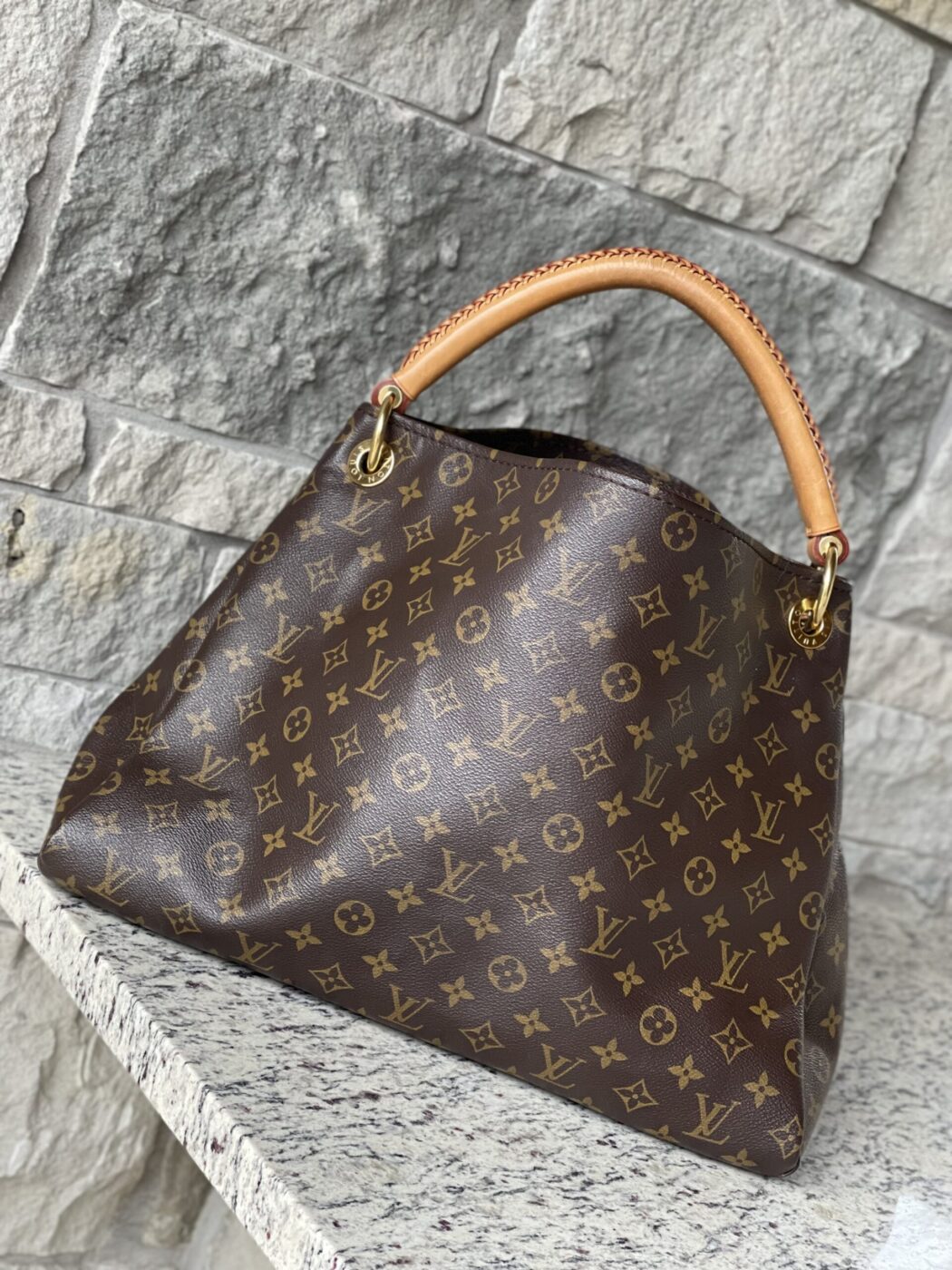Louis Vuitton Artsy MM Monogram - Image 7
