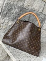 Louis Vuitton Artsy MM Monogram - Image 7