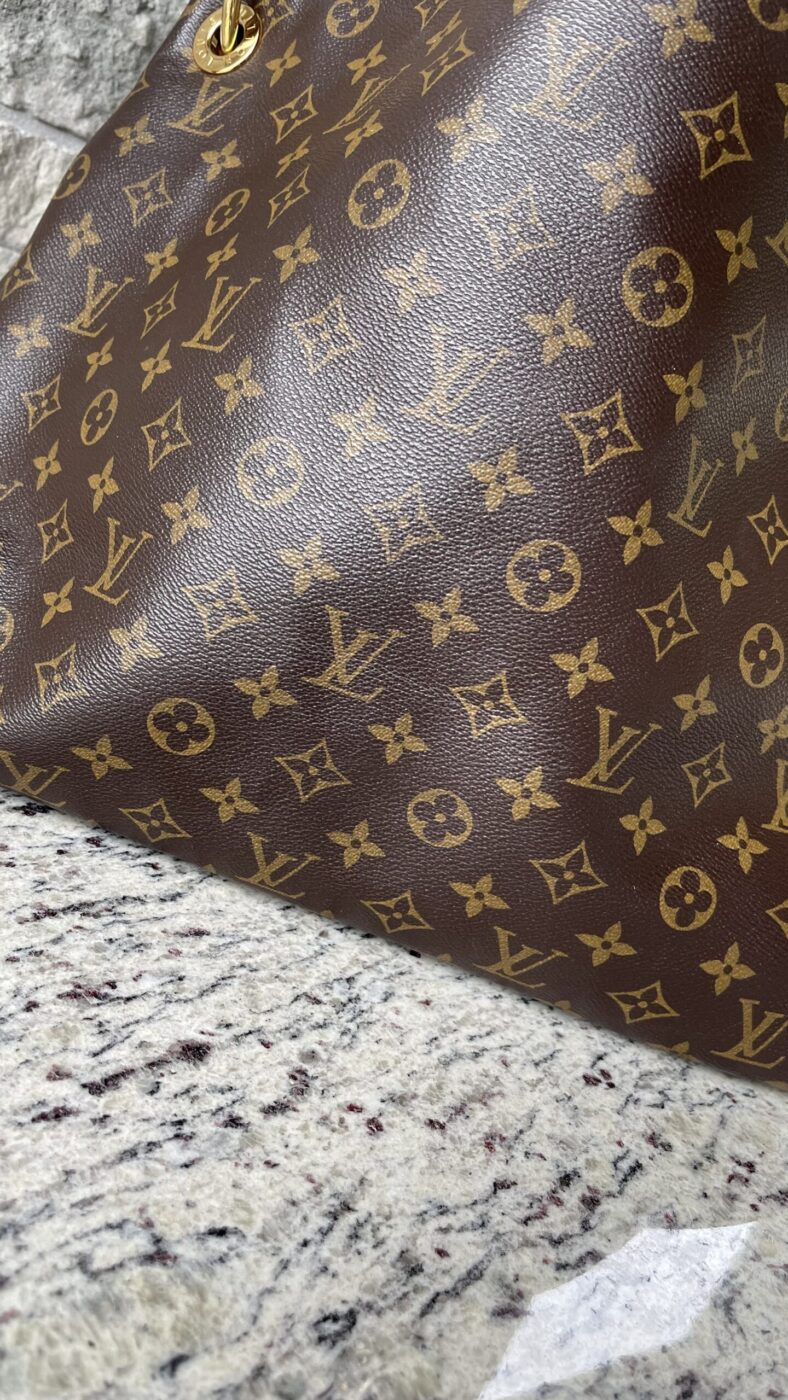 Louis Vuitton Artsy MM Monogram - Image 8