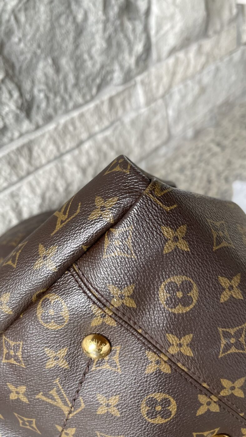 Louis Vuitton Artsy MM Monogram - Image 12
