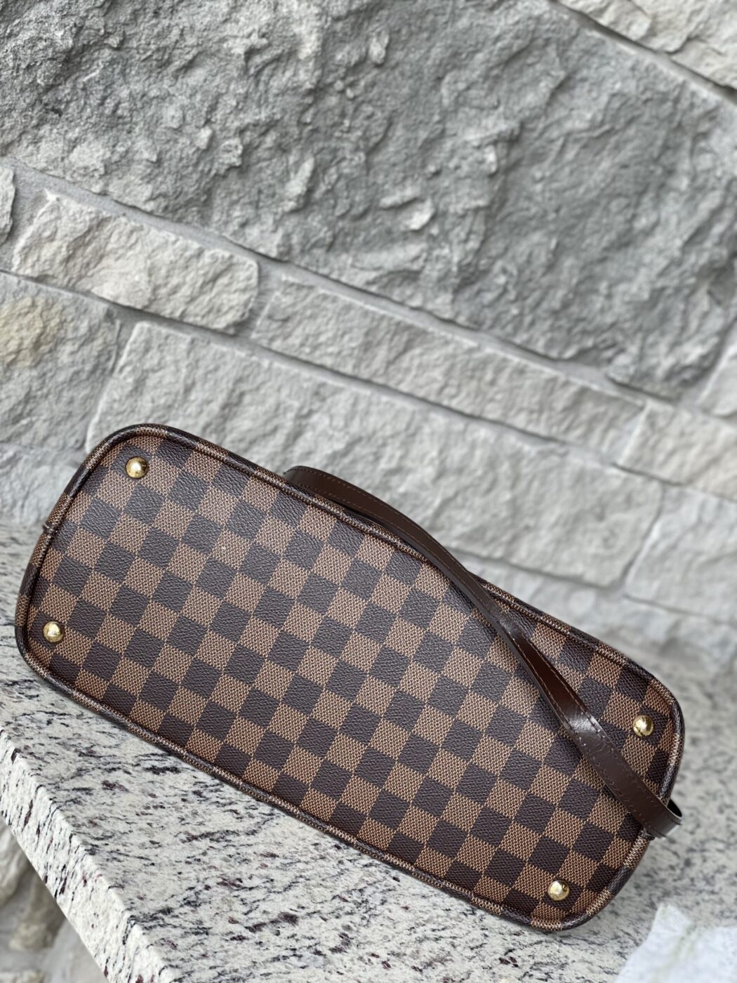 Louis Vuitton Kensington - Image 7