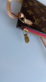 Louis Vuitton Neverfull MM GM Pouch - Image 3