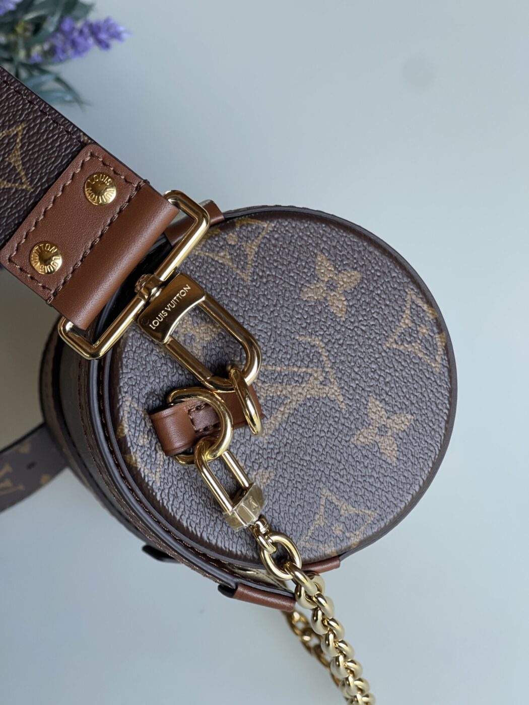 Louis Vuitton Papillon Trunk - Image 5