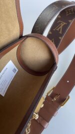Louis Vuitton Papillon Trunk - Image 13