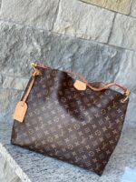 Louis Vuitton Graceful MM Monogram Beige