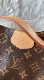 Louis Vuitton Graceful MM Monogram Beige - Image 3
