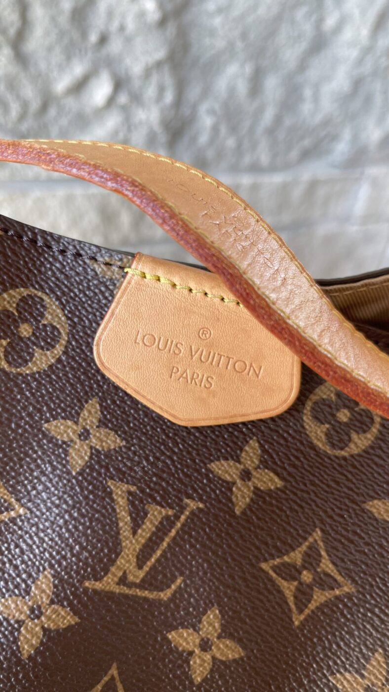 Louis Vuitton Graceful MM Monogram Beige - Image 3