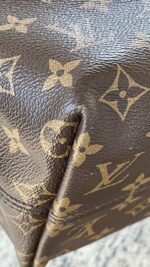 Louis Vuitton Graceful MM Monogram Beige - Image 12