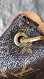 Louis Vuitton Graceful MM Monogram Beige - Image 17
