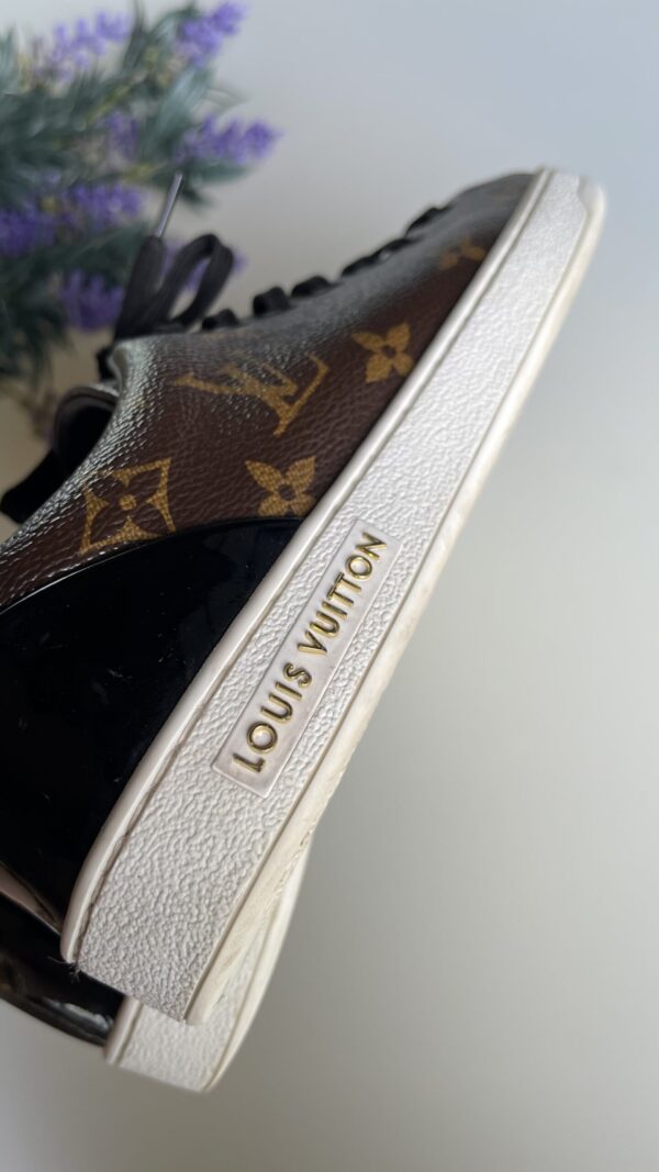 Louis Vuitton FrontRow Sneakers - Image 6