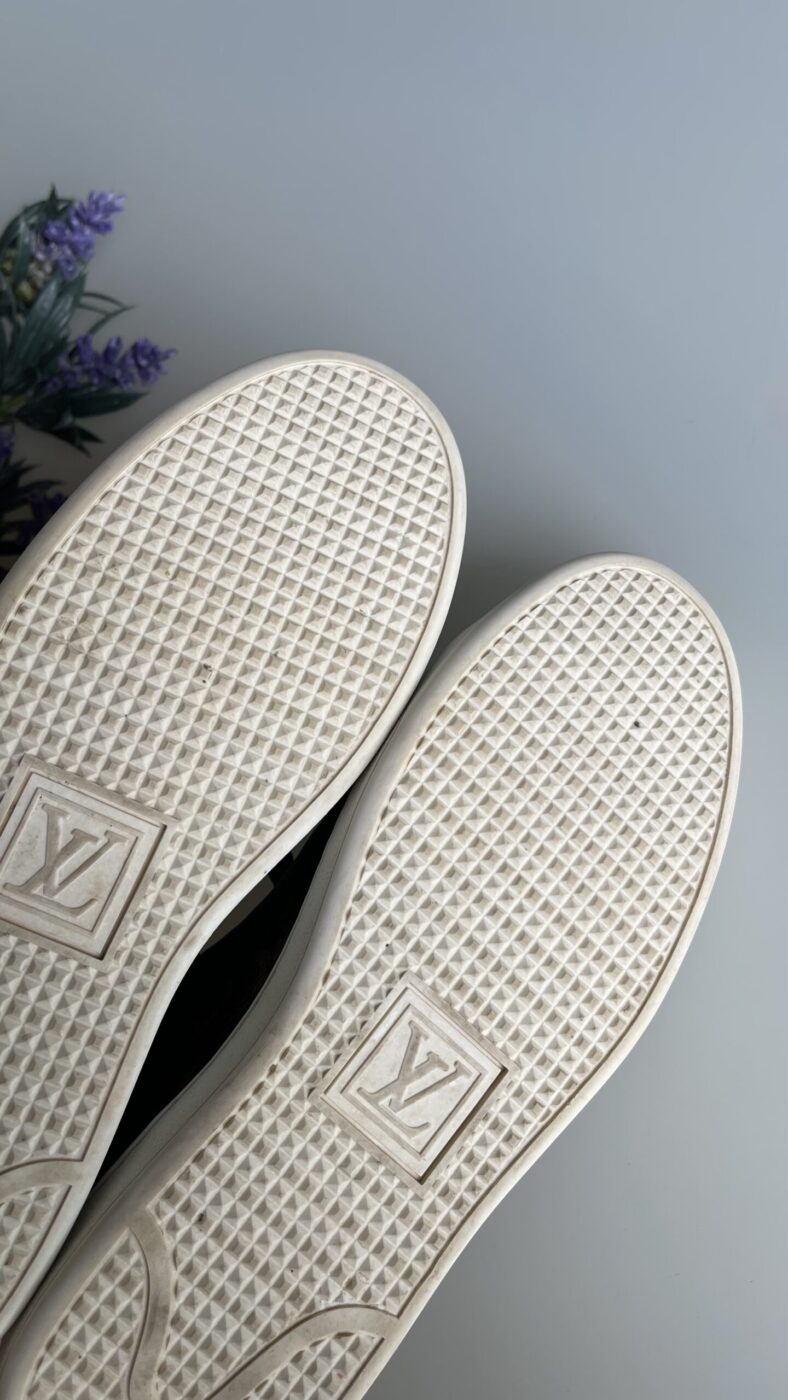 Louis Vuitton FrontRow Sneakers - Image 7
