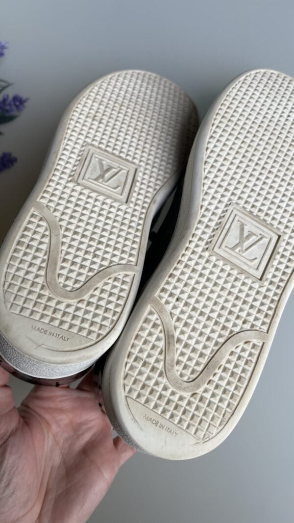 Louis Vuitton FrontRow Sneakers - Image 8