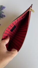 Louis Vuitton Neverfull MM Pouch World Tour - Image 4
