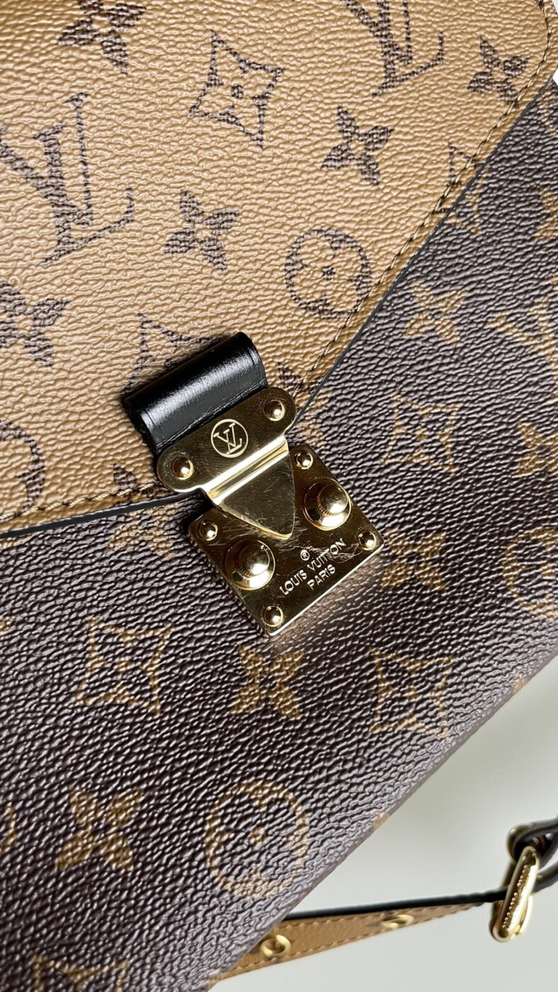 Louis Vuitton Pochette Metis Monogram Reverse - Image 3