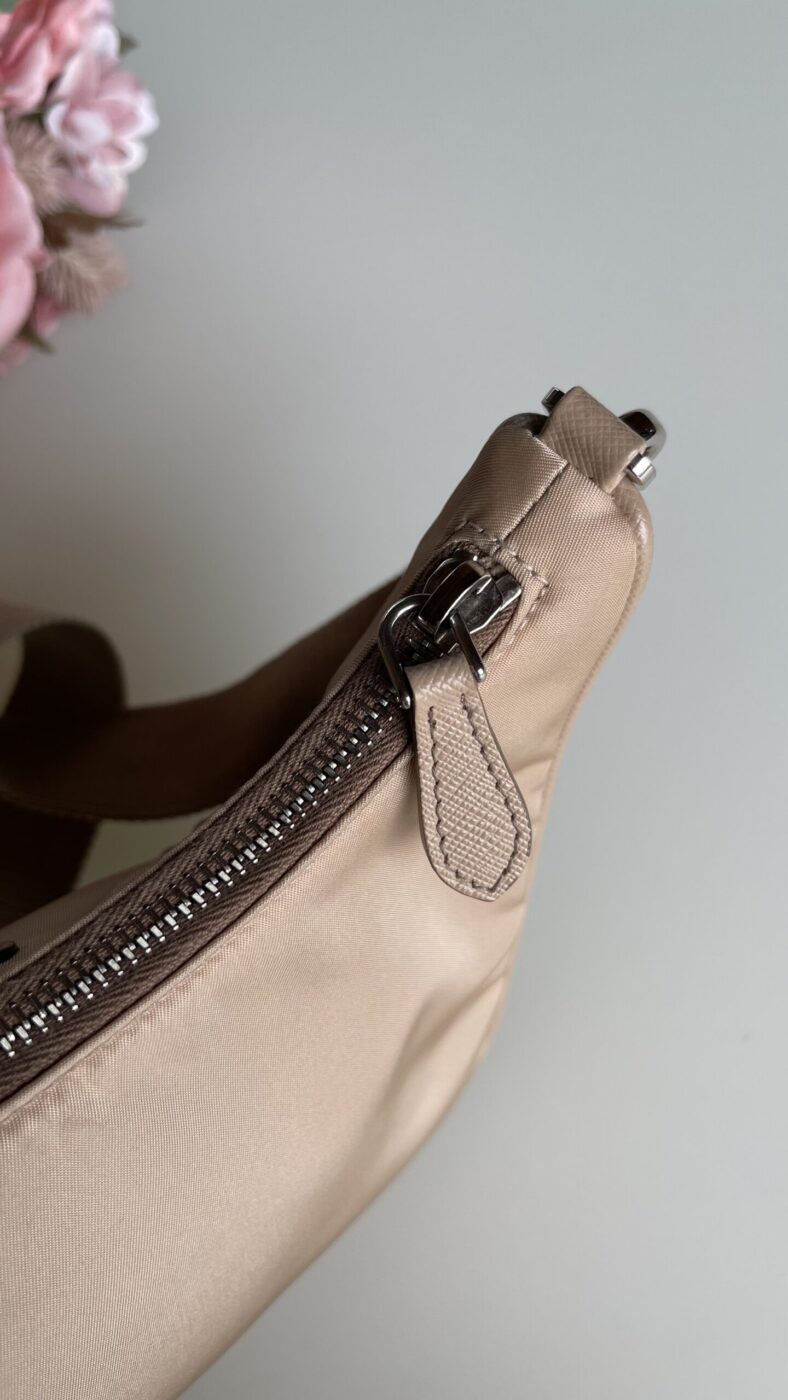 Prada Nylon Re-Edition 2005 Shoulder Bag - Image 3