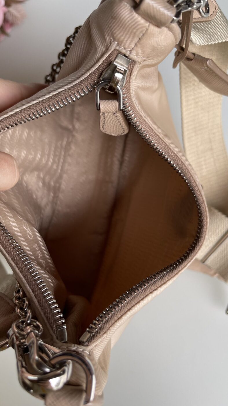 Prada Nylon Re-Edition 2005 Shoulder Bag - Image 7
