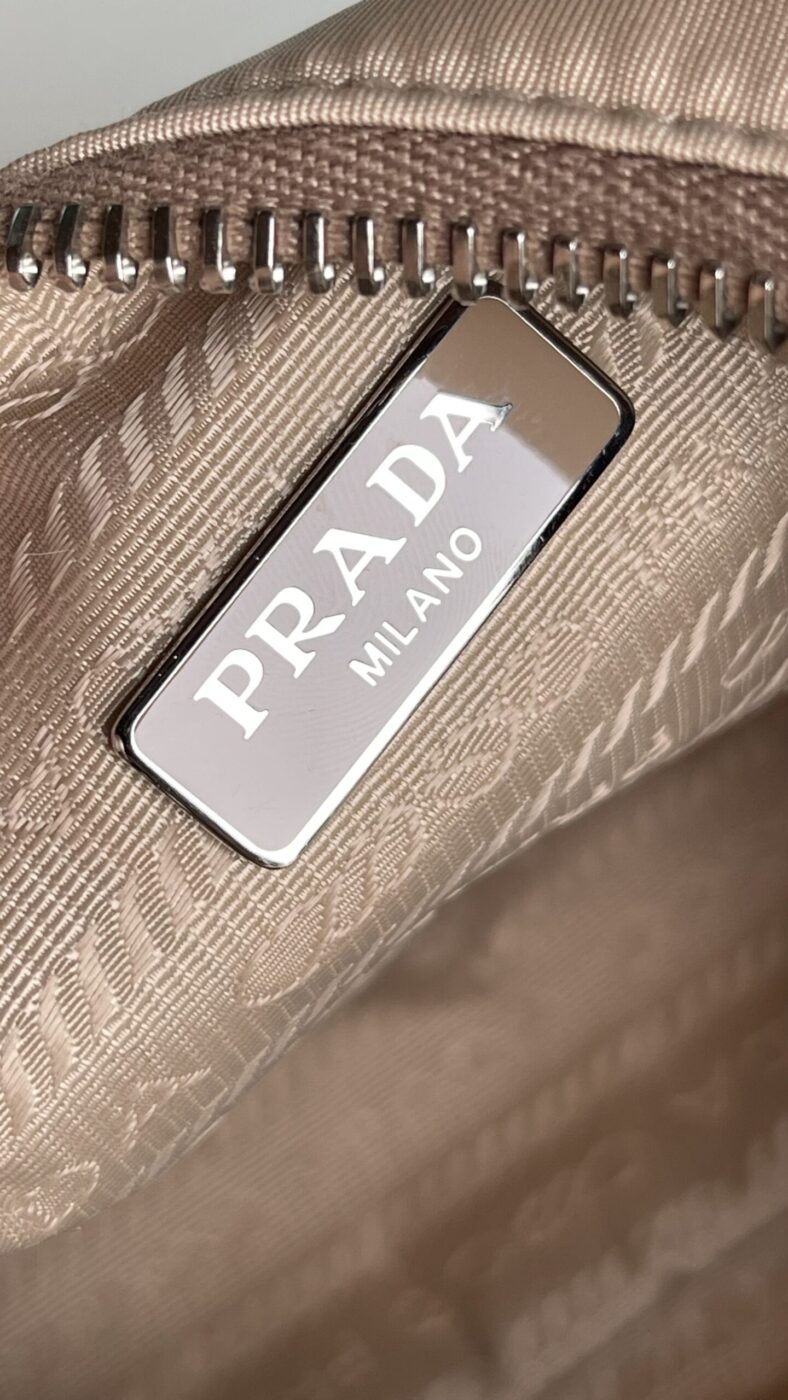 Prada Nylon Re-Edition 2005 Shoulder Bag - Image 8
