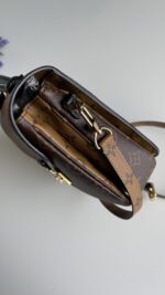 Louis Vuitton Pochette Metis Monogram Reverse - Image 6