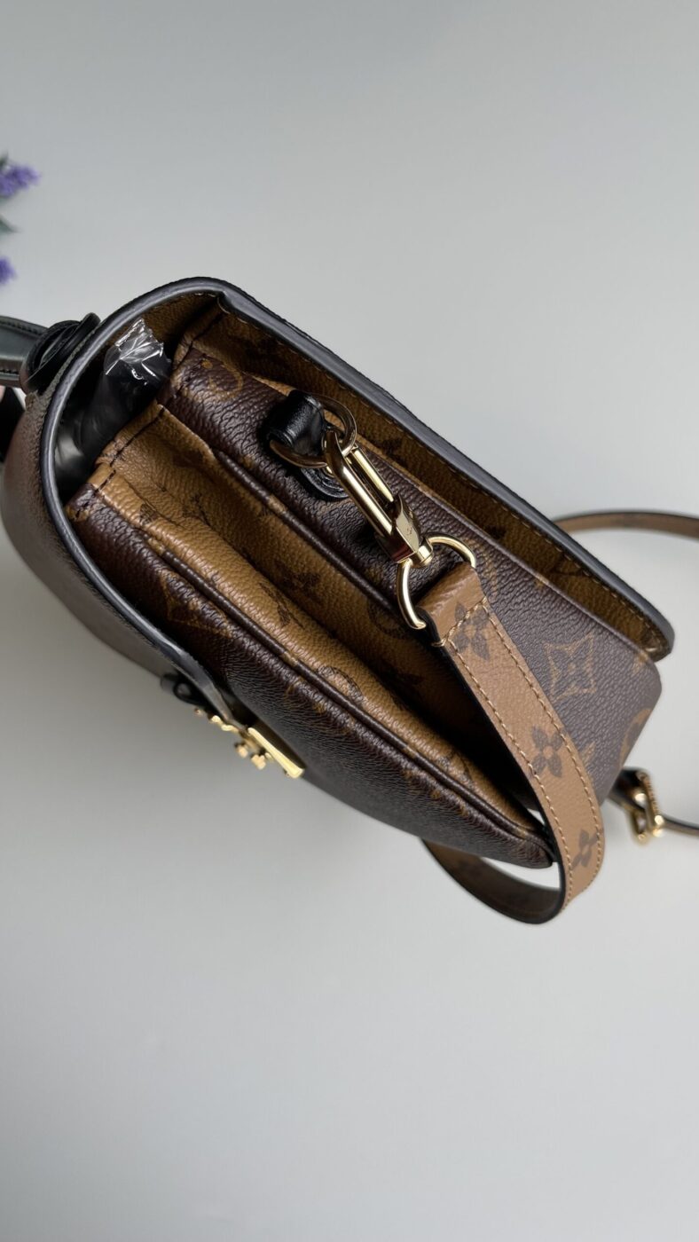 Louis Vuitton Pochette Metis Monogram Reverse - Image 6