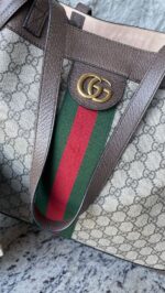 Gucci Ophidia GG Soft Medium Tote - Image 2