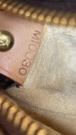 Louis Vuitton Looping GM - Image 14
