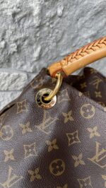 Louis Vuitton Artsy MM Monogam - Image 7