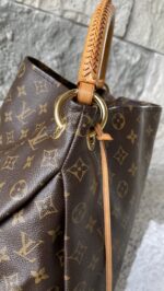 Louis Vuitton Artsy MM Monogam - Image 8