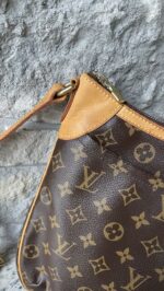 Louis Vuitton Odeon PM Crossbody - Image 2