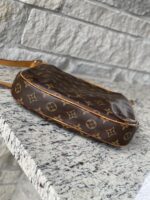 Louis Vuitton Odeon PM Crossbody - Image 5