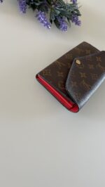 Louis Vuitton Sarah Wallet Monogram - Image 4