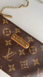 Louis Vuitton Monogram Pochette Milla MM - Image 4