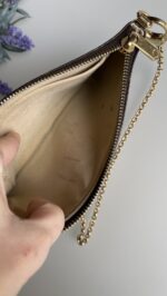 Louis Vuitton Monogram Pochette Milla MM - Image 8