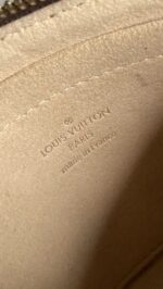 Louis Vuitton Monogram Pochette Milla MM - Image 9