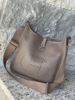 Hermes Taurillon Clemence Evelyne III PM Etoupe - Image 2