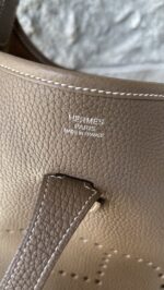 Hermes Taurillon Clemence Evelyne III PM Etoupe - Image 12