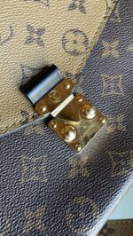 Louis Vuitton Pochette Metis Monogram Reverse - Image 3