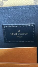 Louis Vuitton Pochette Metis Monogram Reverse - Image 12