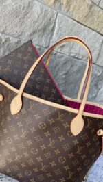 Louis Vuitton Neverfull MM Pivoine With Pouch - Image 3