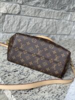 Louis Vuitton Boetie PM - Image 9
