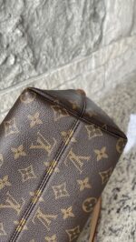 Louis Vuitton Boetie PM - Image 10