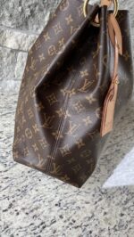 Louis Vuitton Graceful MM Monogram Pivoine - Image 9