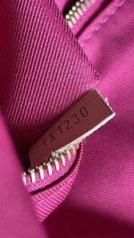 Louis Vuitton Graceful MM Monogram Pivoine - Image 17