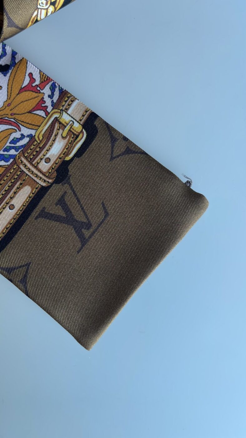 Louis Vuitton Bandeau - Image 2